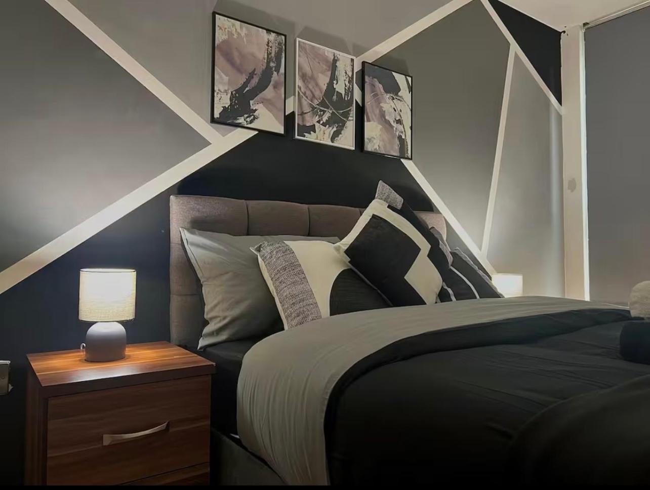 Penthouse Gem, Central, Scenic Views, Stylish, Modern, City Centre 2Br Sheffield Luaran gambar