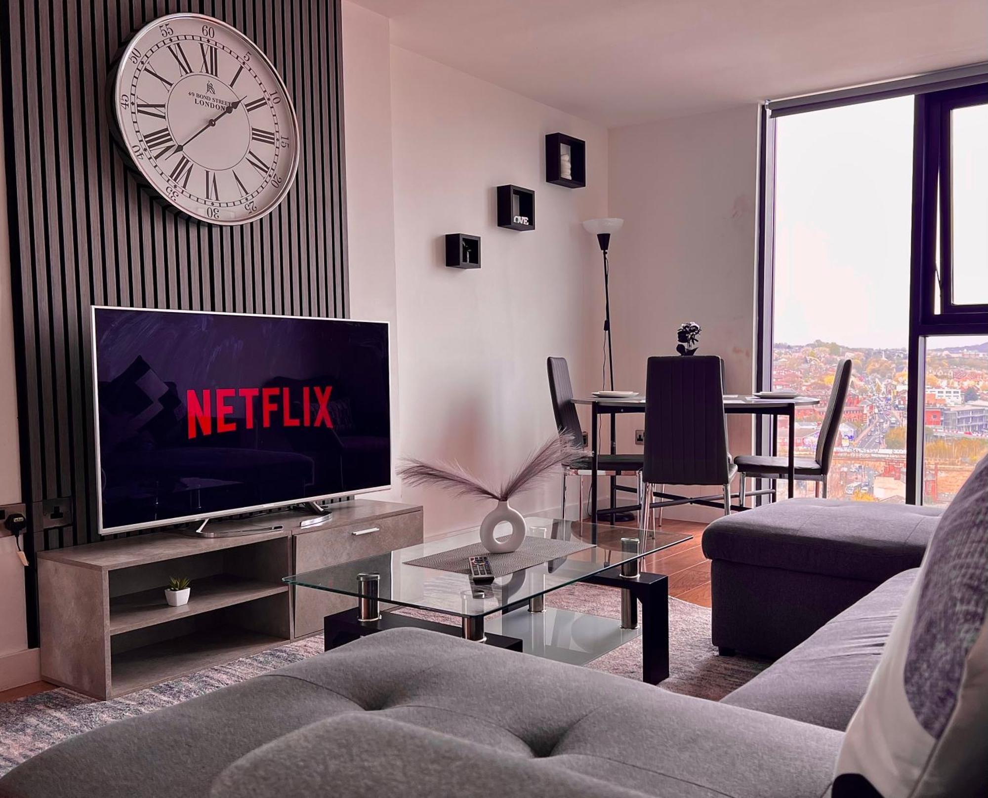 Penthouse Gem, Central, Scenic Views, Stylish, Modern, City Centre 2Br Sheffield Luaran gambar